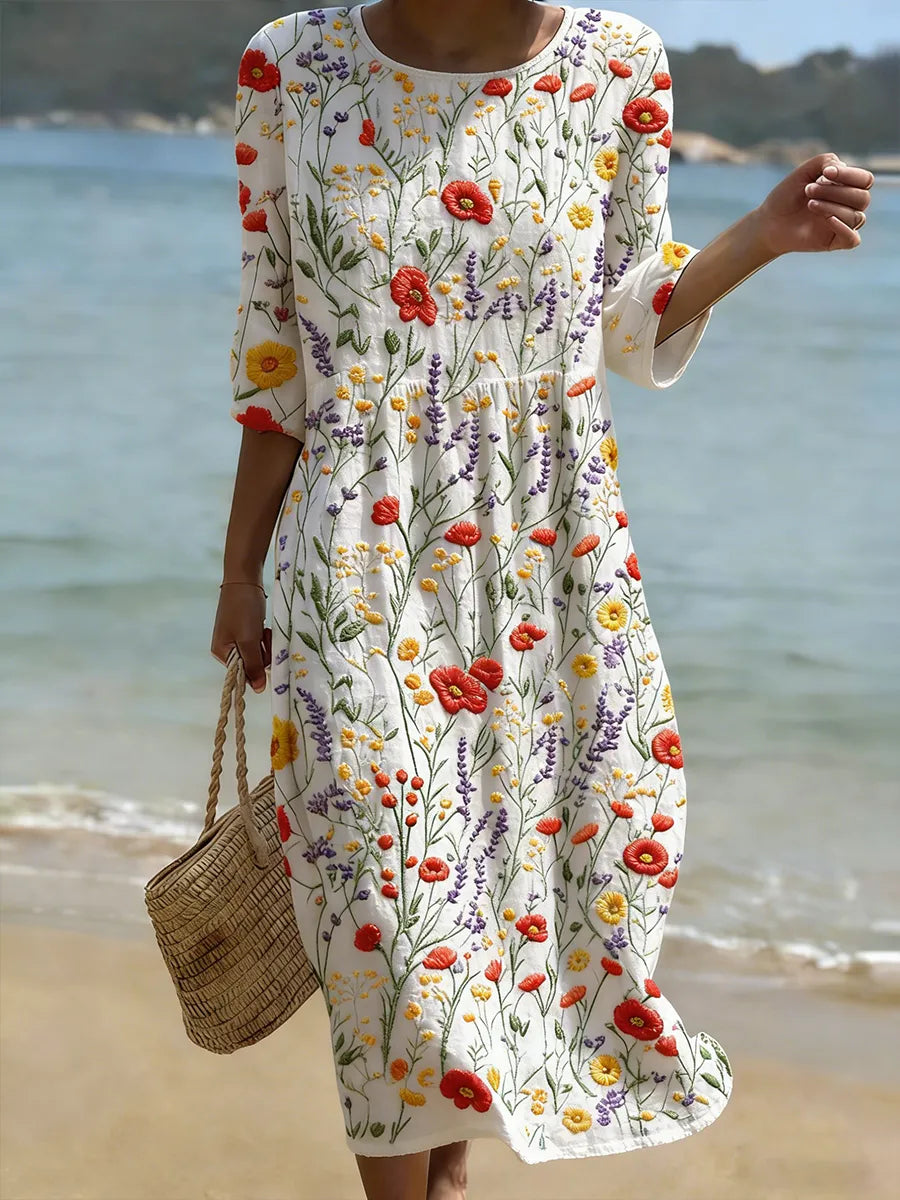 Kvinde casual kjole med blomsterprint.
