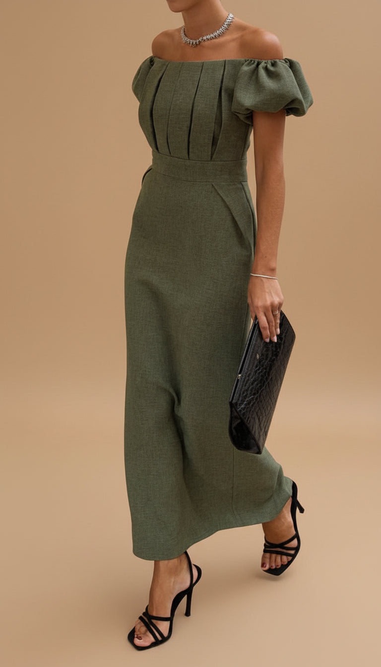 JASMINE | Elegant midikjole med markeret talje og tidløs aftenstil