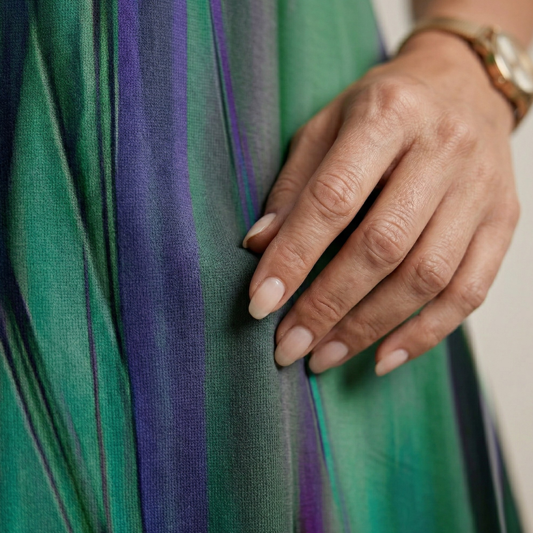Irene - Premium Lang Kjole i Skinnende Silke