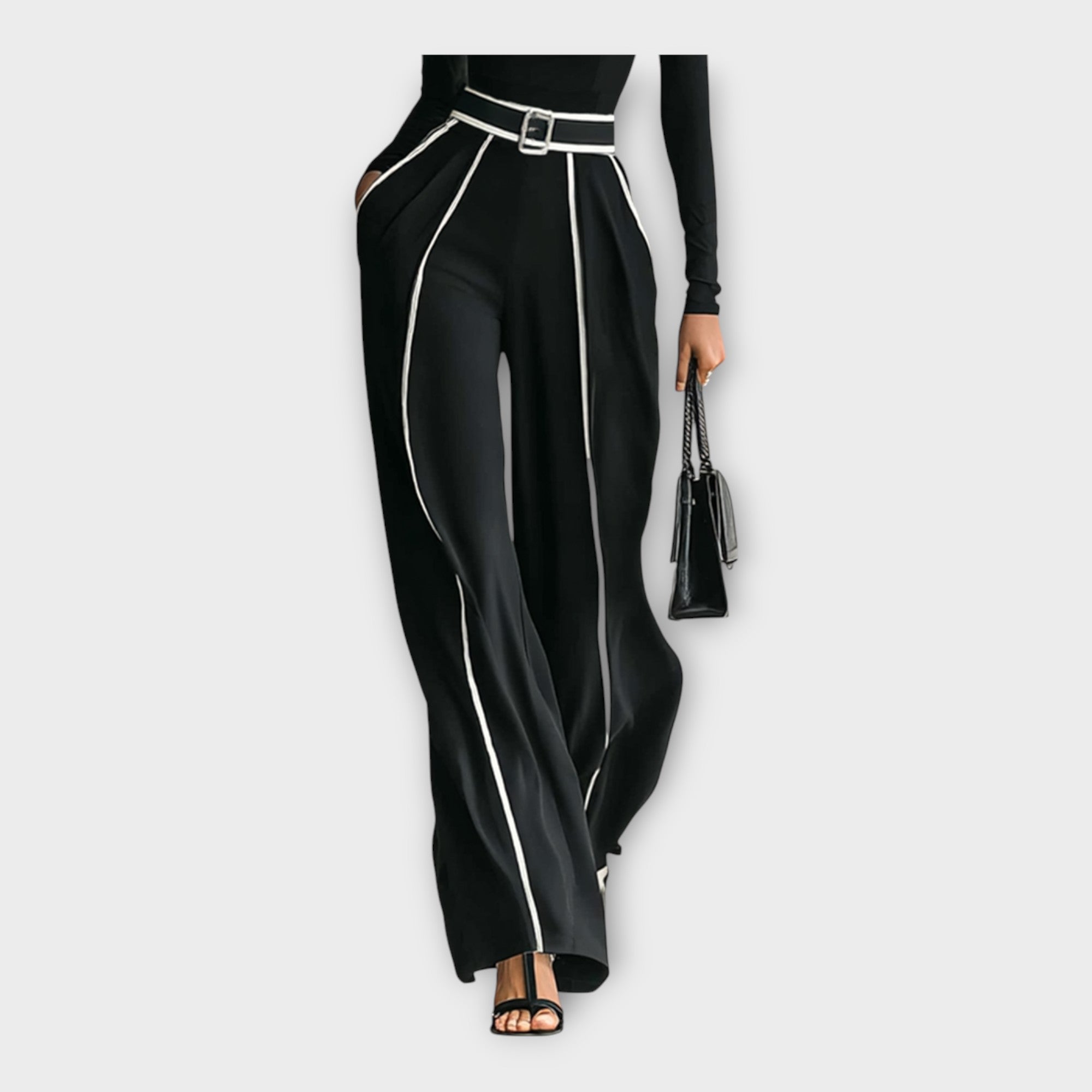 Elegant jumpsuit med minimal æstetik