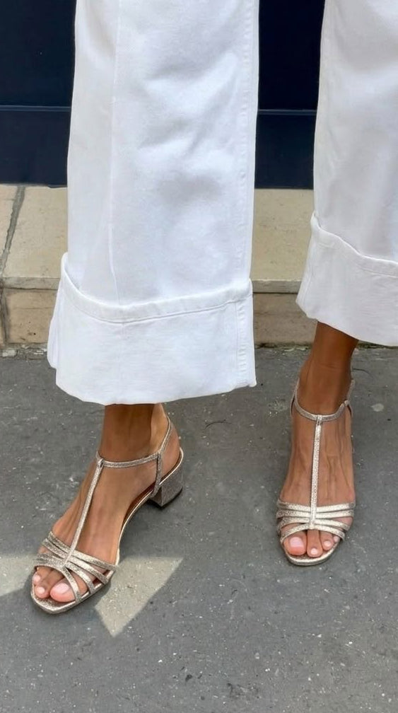 Allegra | Gyldne Sandaler til Daglig Elegance