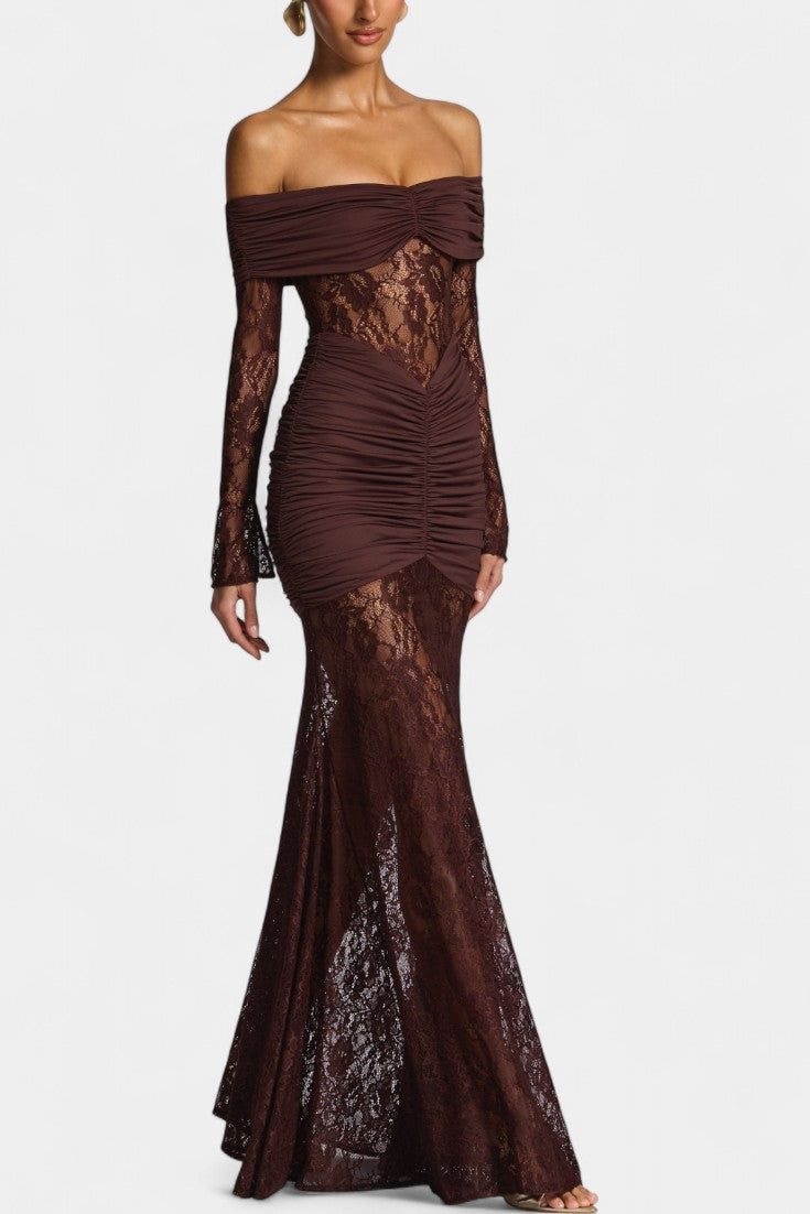 Kamila - Bruma Kjole med Blonder, Off-Shoulder og Volanger